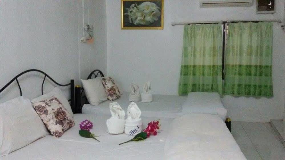 Muanfun Apartment Хатъяй Экстерьер фото